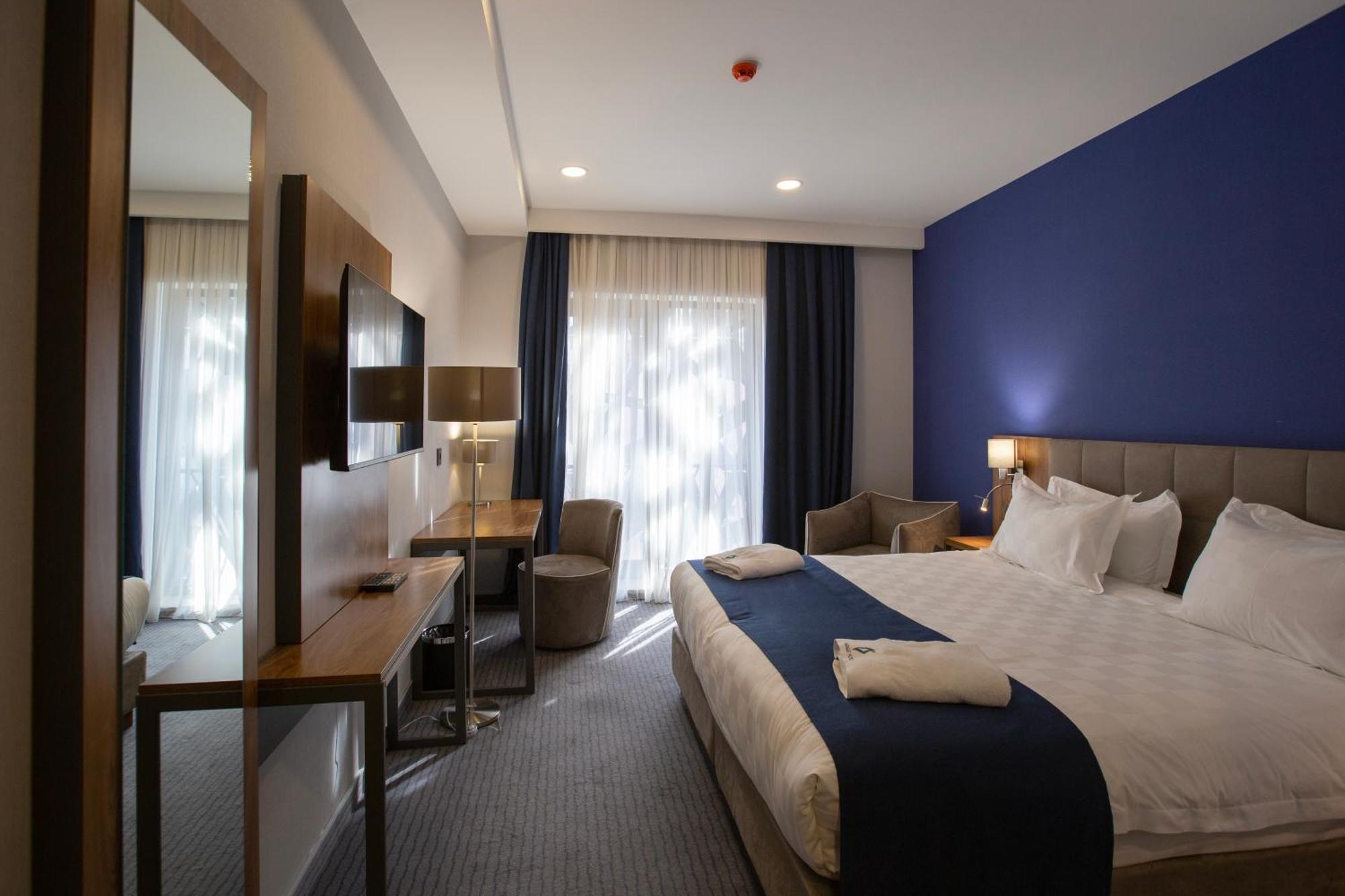 Avenue Hotel Tbilisi Luaran gambar