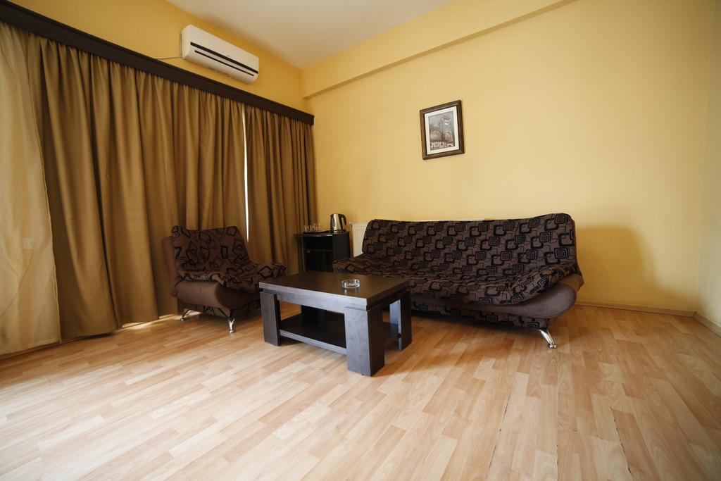 Avenue Hotel Tbilisi Bilik gambar