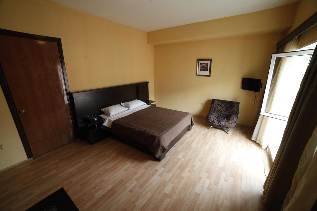 Avenue Hotel Tbilisi Bilik gambar