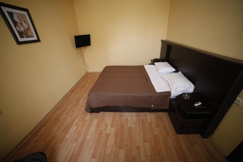 Avenue Hotel Tbilisi Bilik gambar