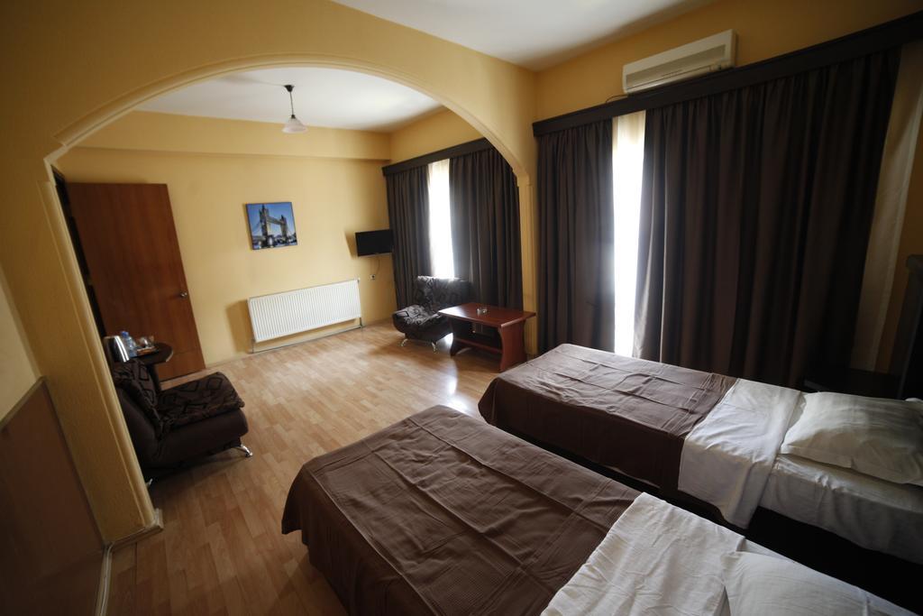 Avenue Hotel Tbilisi Bilik gambar