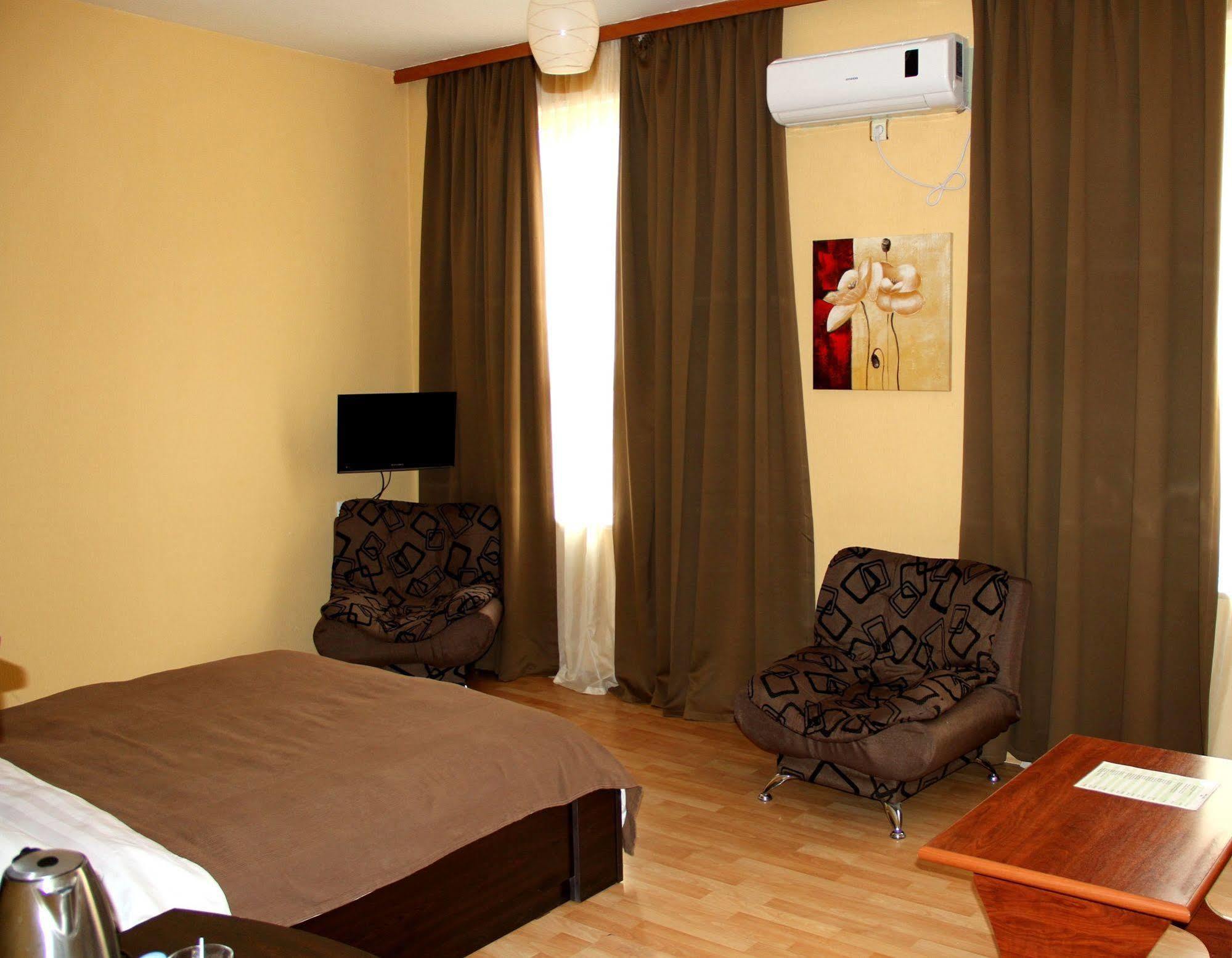 Avenue Hotel Tbilisi Luaran gambar